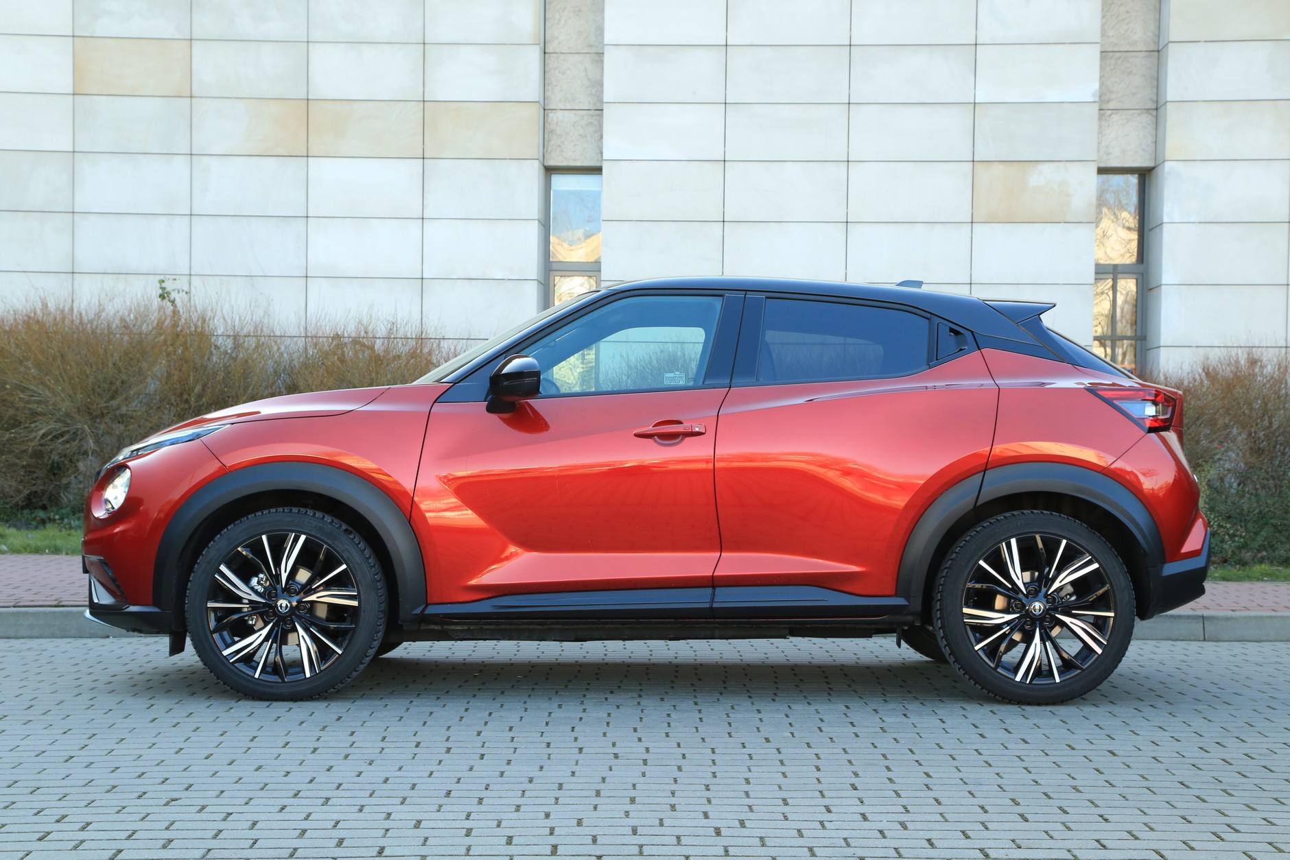 Nissan Juke 1.0 DIG-T DCT7