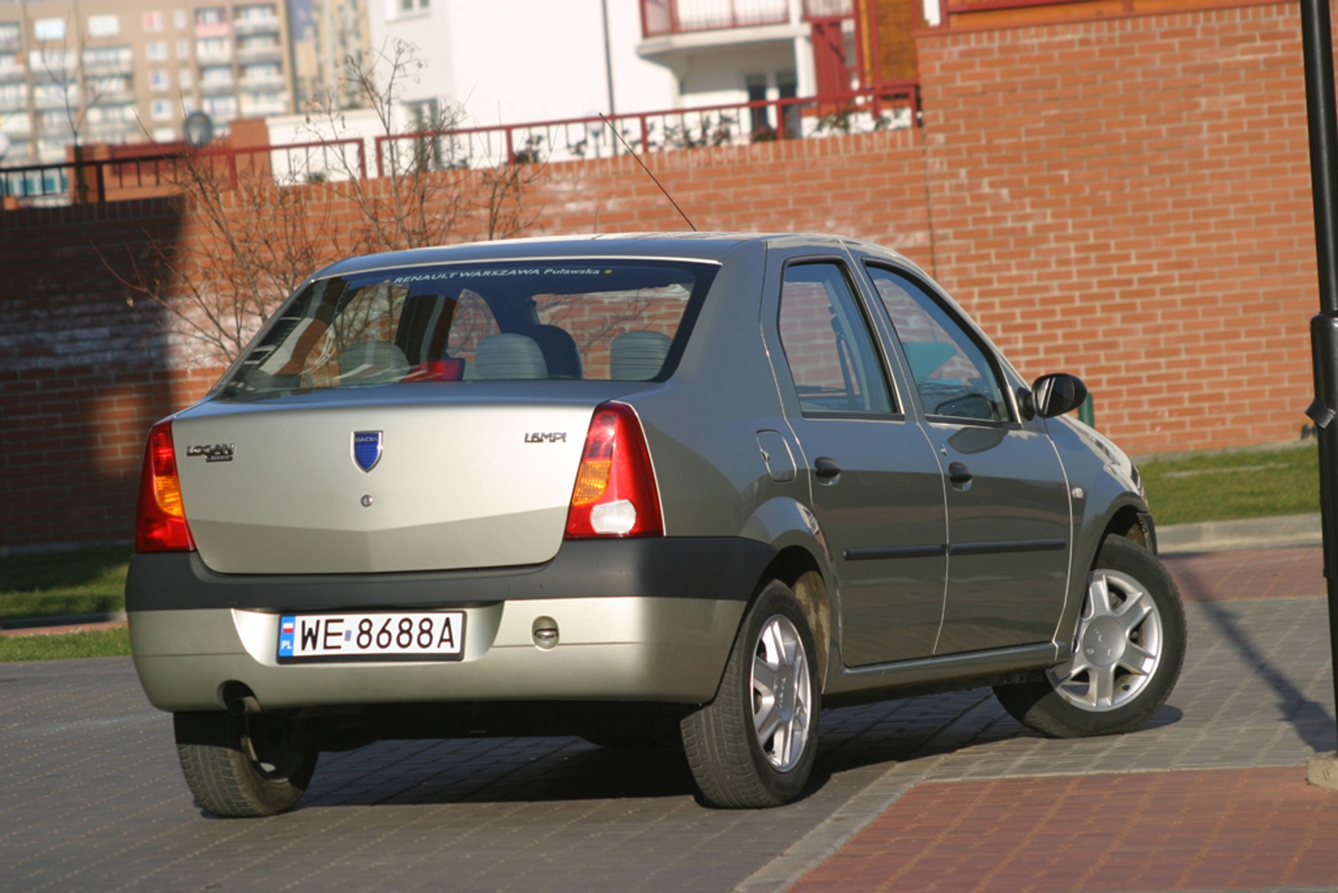 Dacia Logan - Idealna na polskie drogi