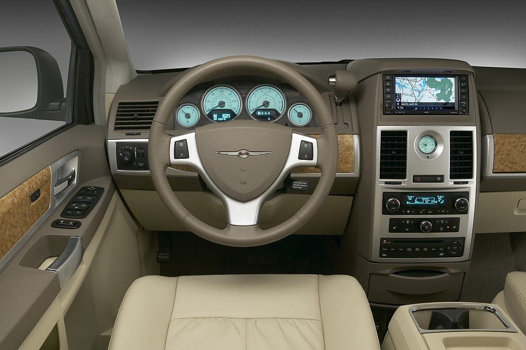 Chrysler Grand Voyager - Legendarny Van skończył 25 lat