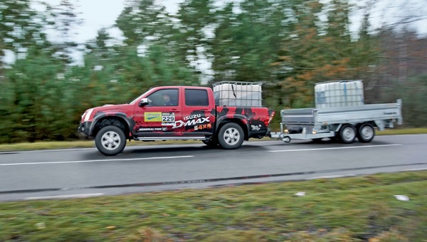 Jaką przyczepę może holować twoje auto? Tego (nie) dowiesz się z dowodu rejestracyjnego