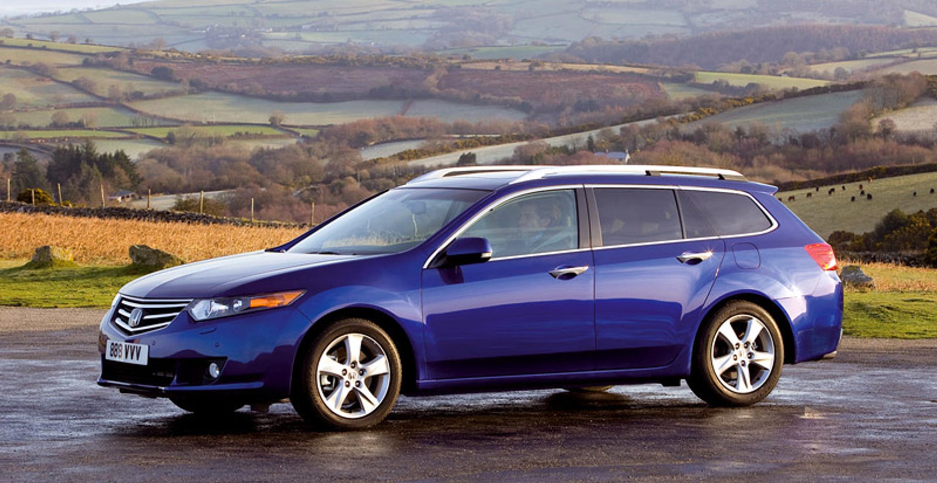 Honda Accord – wysokie tony (dane techniczne, fotogaleria)