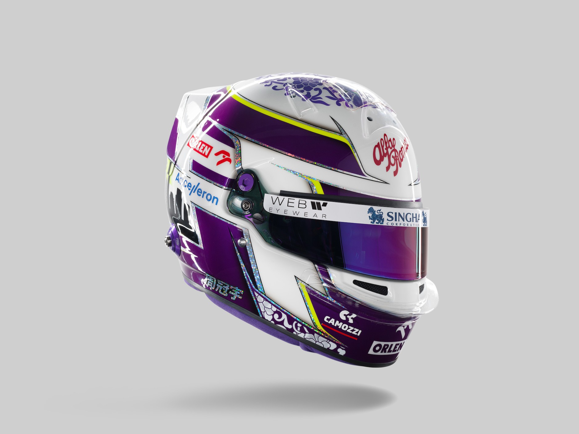 Kask Zhou Guanyu’a