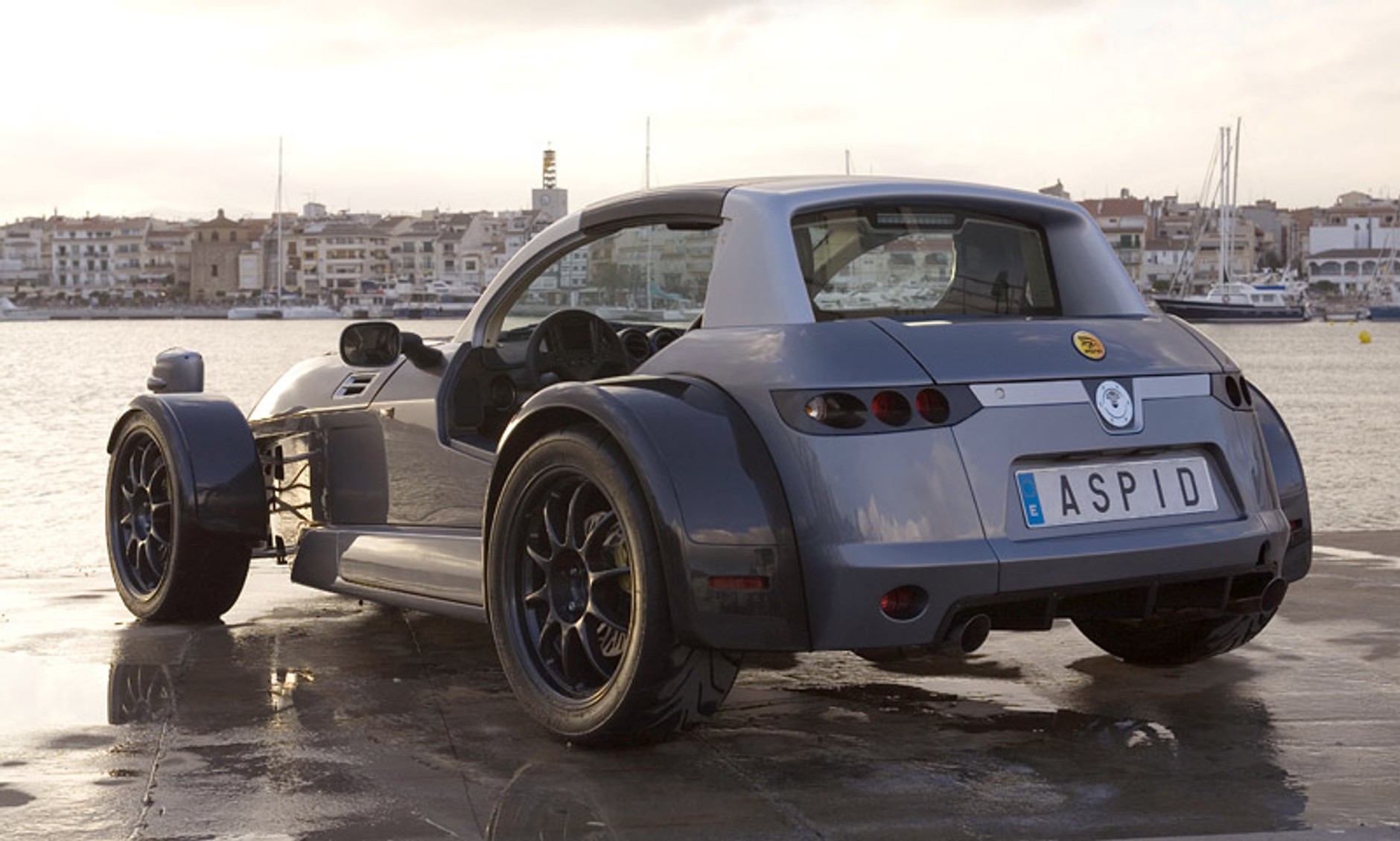 IFR Aspid: kolejne wcielenie Super 7 szybsze od Enzo