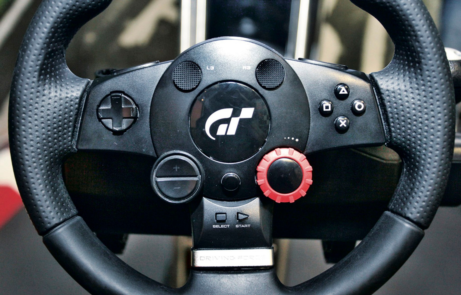 Nissan GT-R: na granicy światów