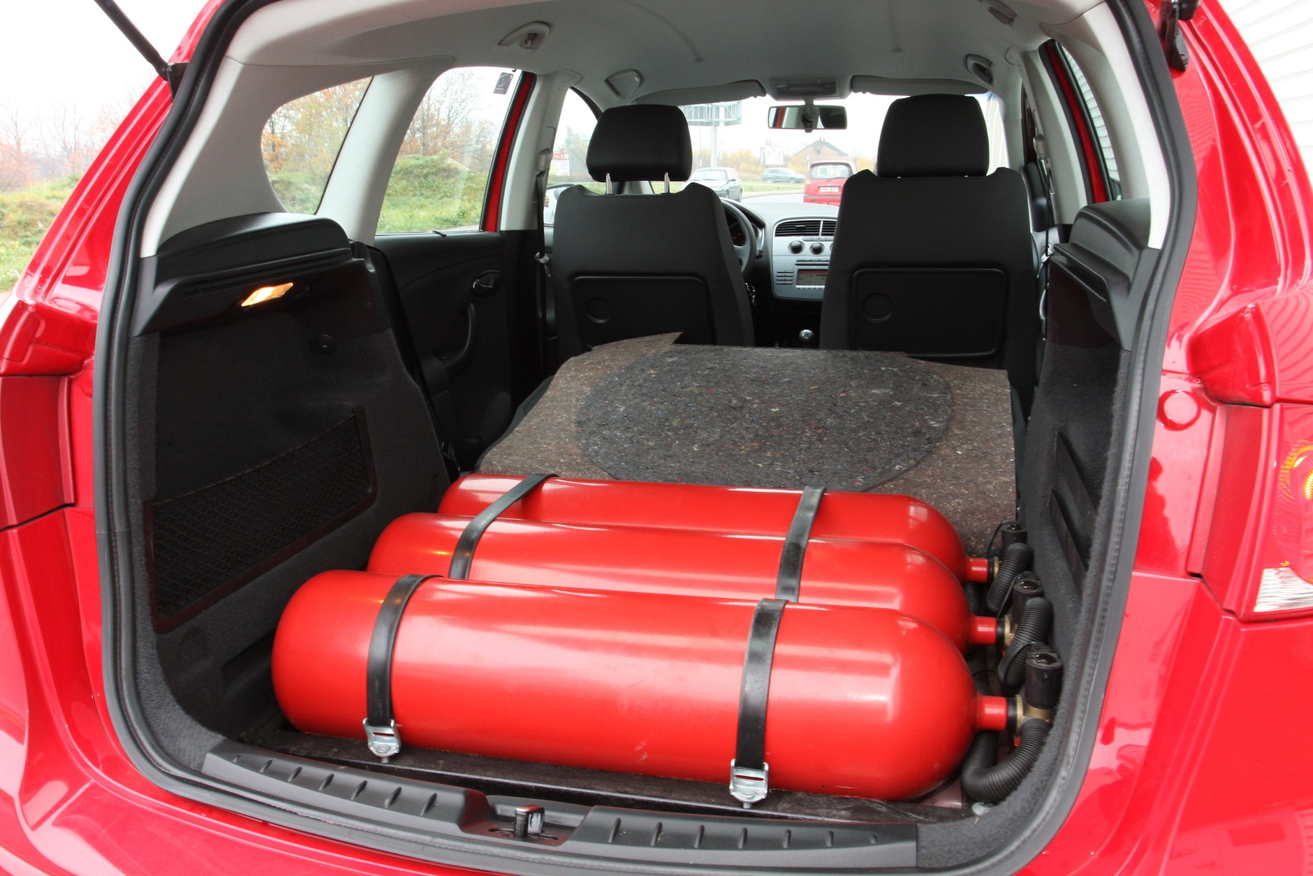 Zbiorniki w niefabrycznej instalacji