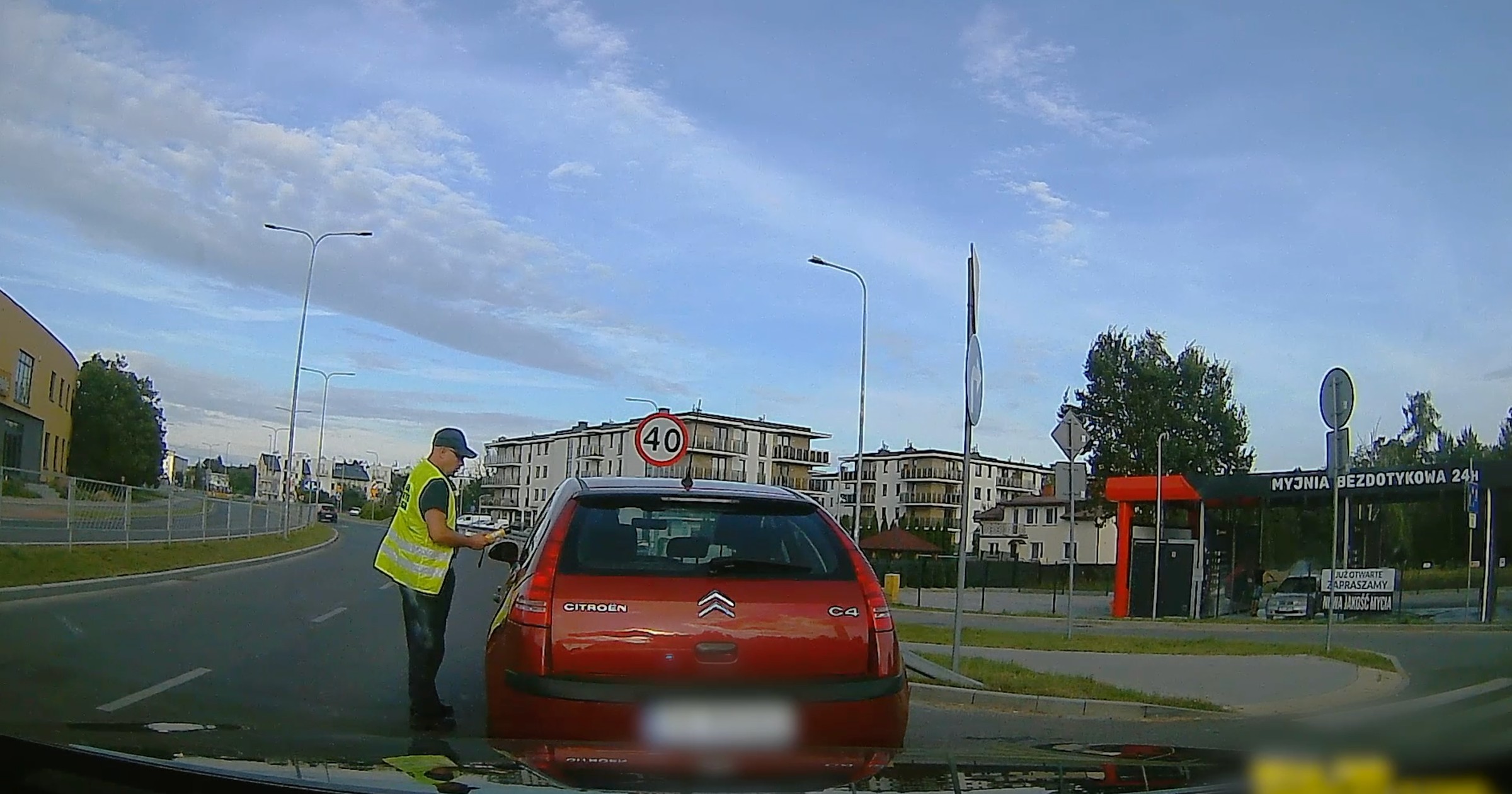 Patrol Inspekcji Transportu Drogowego (ITD) zatrzymał do kontroli kierowcę, który miał ponad 2 promile alkoholu w wydychanym powietrzu
