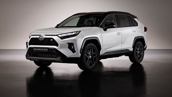 Toyota RAV4 dołącza do rodziny GR Sport. Nowa wersja SUV-a