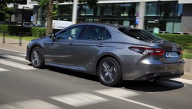 Toyota Camry 8. generacja FL 2021