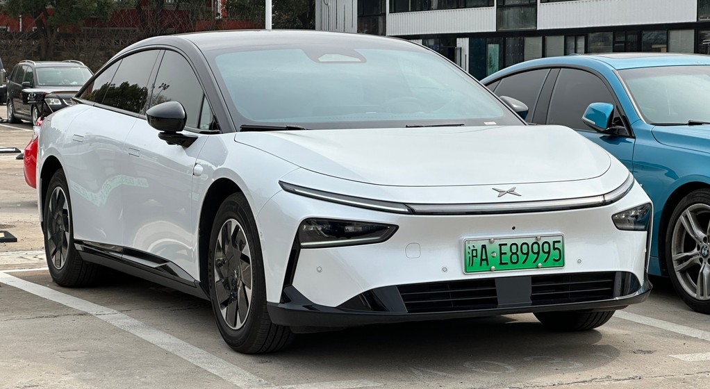 XPeng P7+