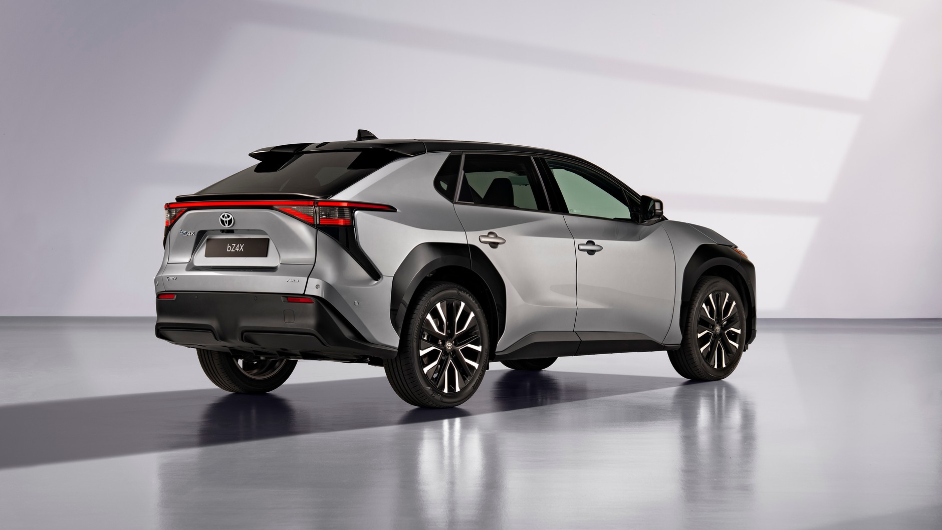 Nowa Toyota bZ4X