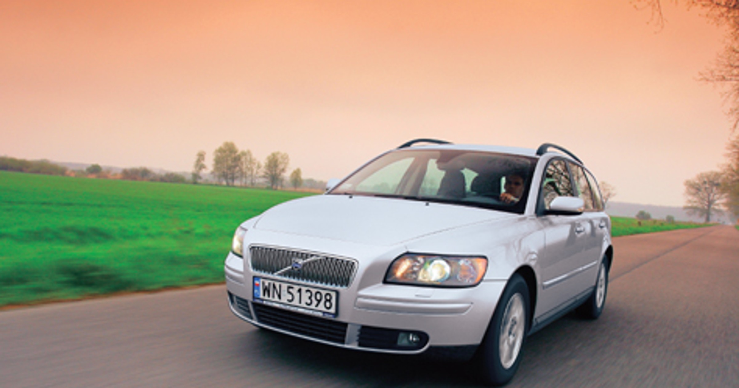 Volvo V50 - Prestiż w kombi