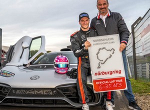 Nowy rekord słynnego Nurburgringu! Nagranie z przejazdu Mercedesa-AMG ONE