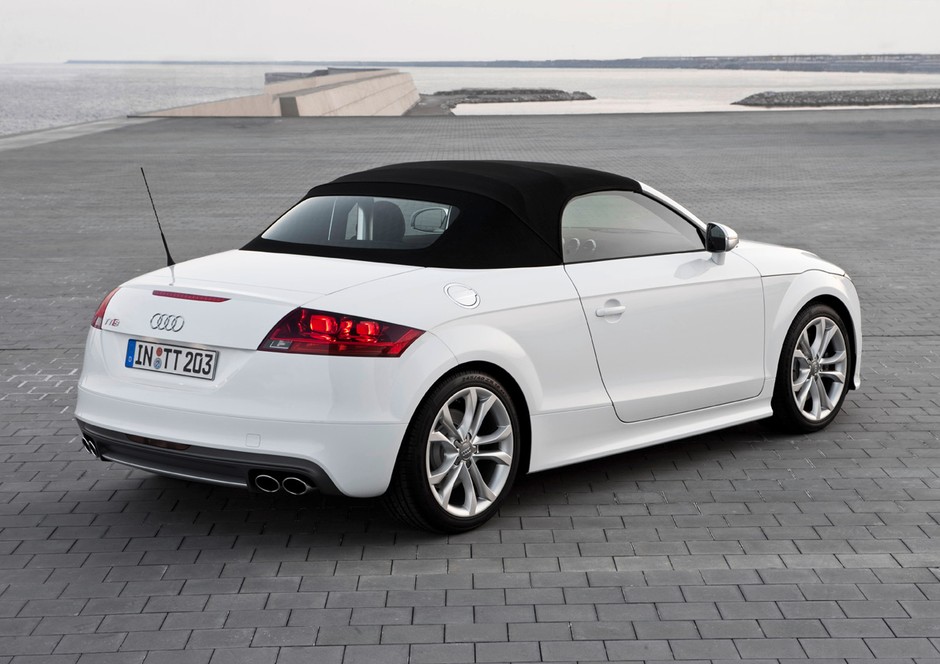AMI 2010: Audi TT po wiosennym faceliftingu