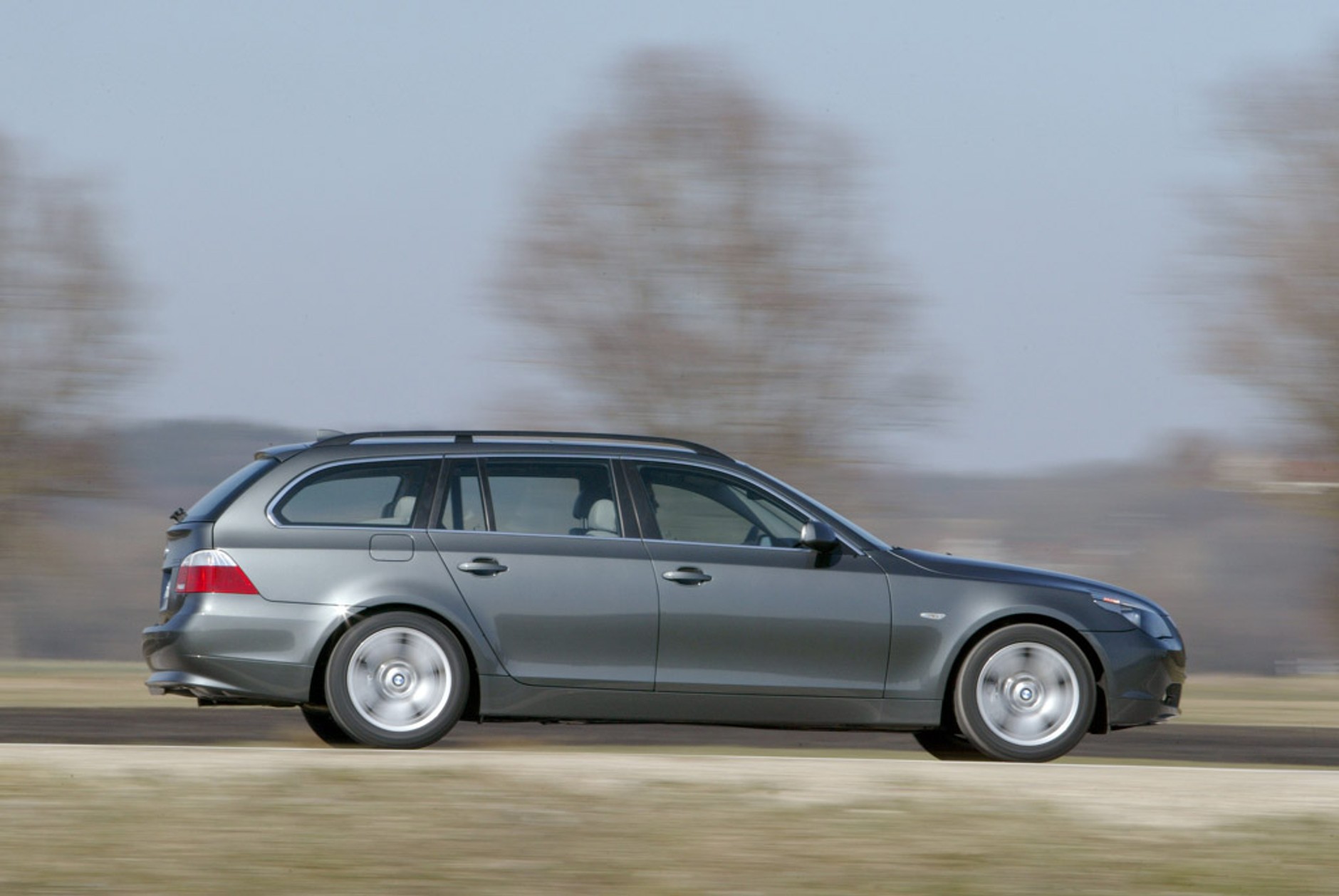 BMW Serii 5: drogo, ale komfortowo!