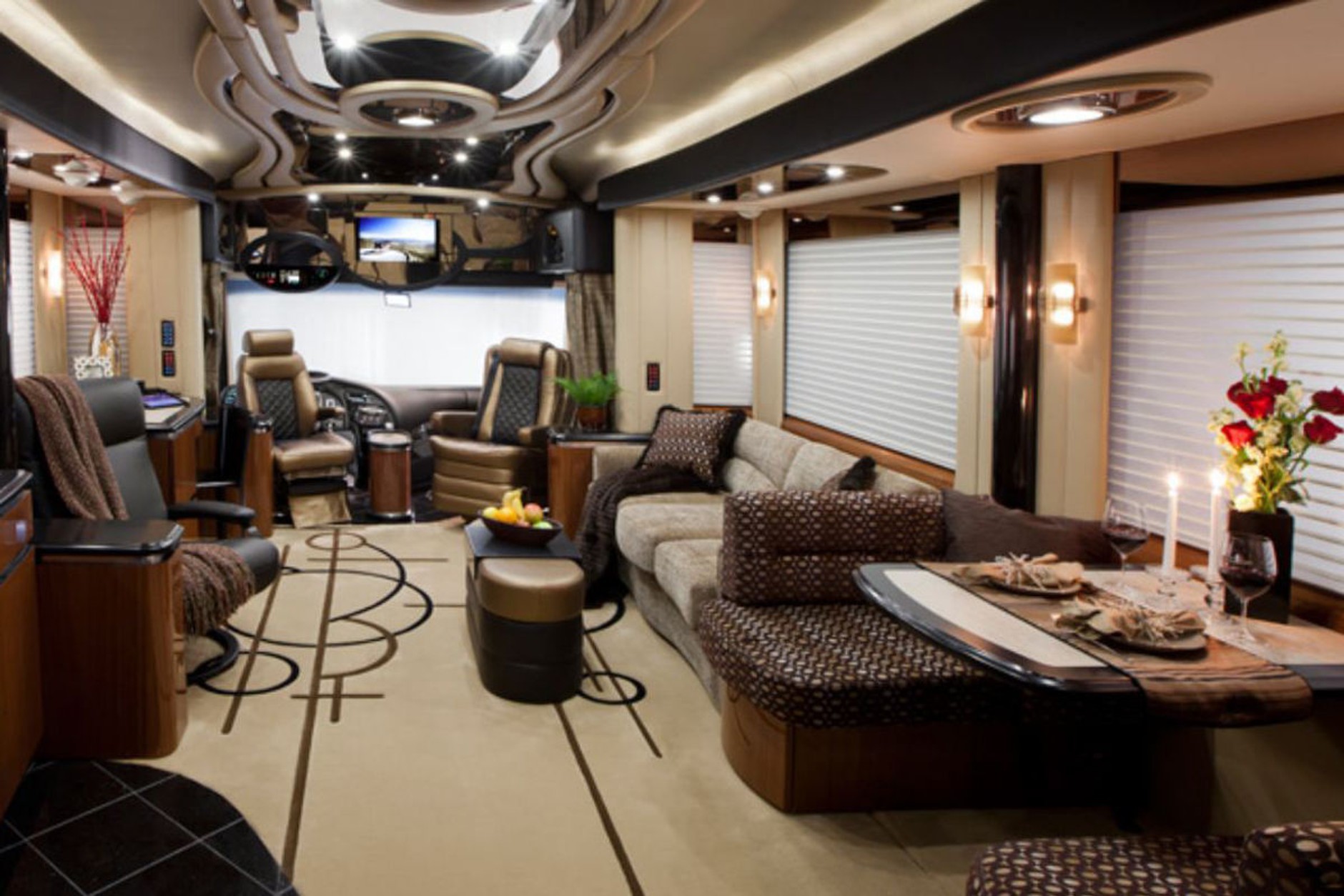 Amerykańskie kampery XXXL