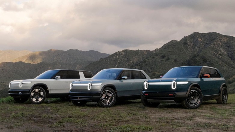 Rivian R2 (po lewej), Rivian R3 (pośrodku) i Rivian R3X (po prawej)