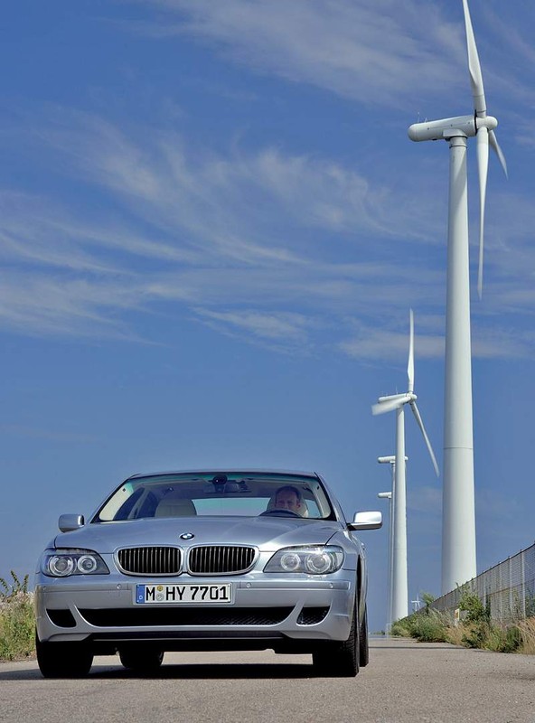 BMW Hydrogen 7 – początek ery wodoru