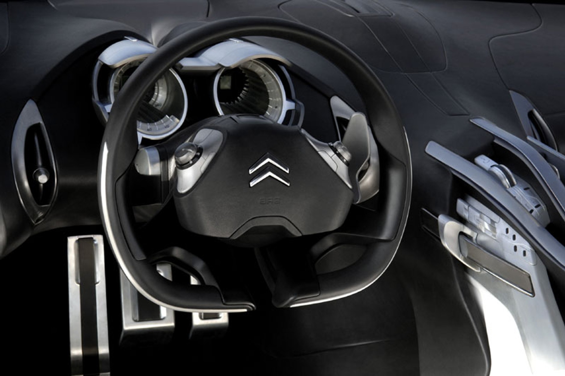 Citoen C-Métisse: uskrzydlona wysokoprężna hybryda