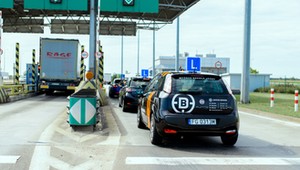 Kurs jazdy na autostradzie wypełnia lukę w szkoleniu kierowców