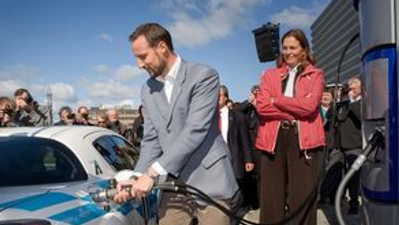 Mazda RX-8 Hydrogen RE - Sportowiec na wodę