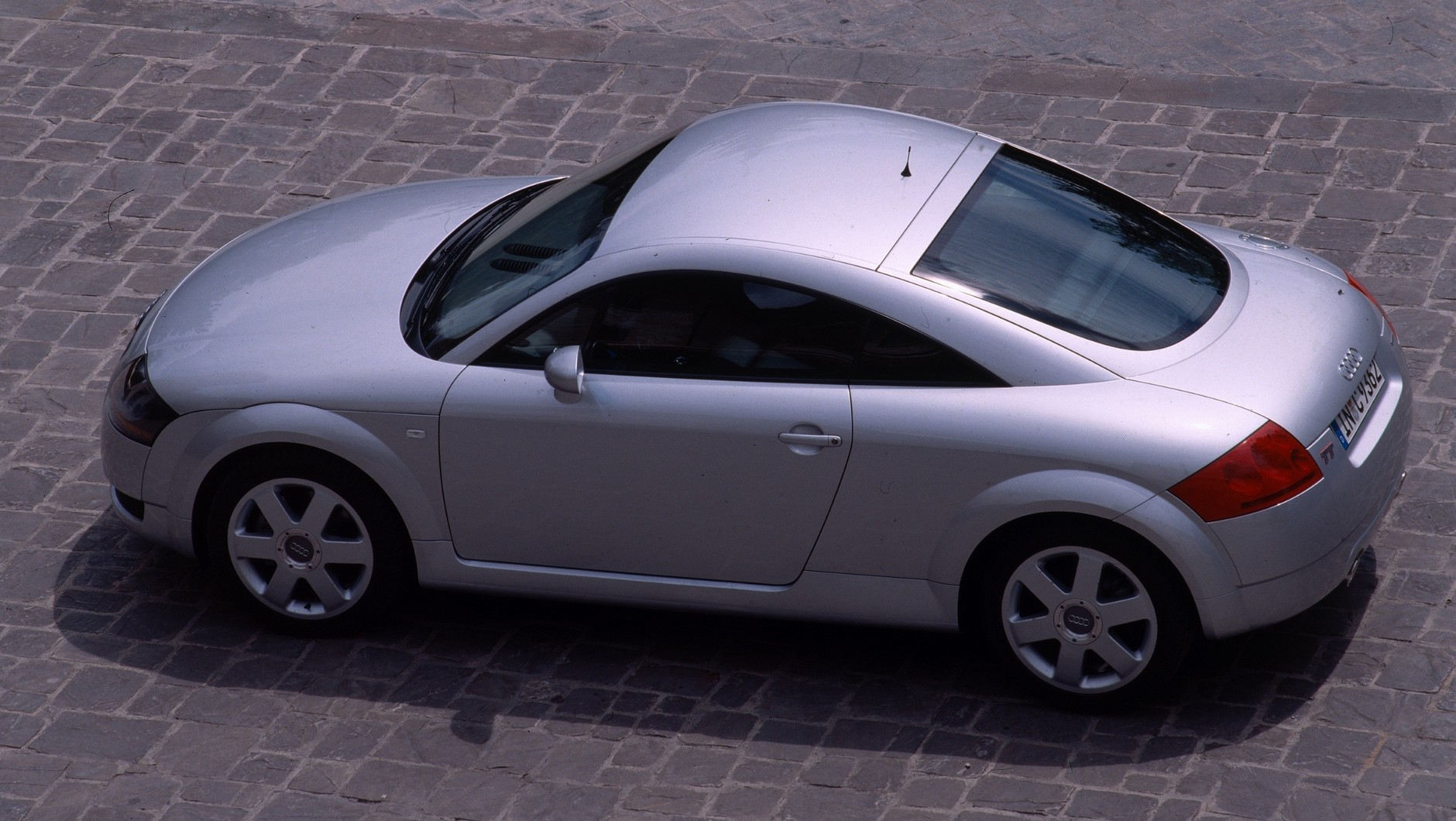 Audi TT (pierwsza generacja; kod 8N; 1998-2006)