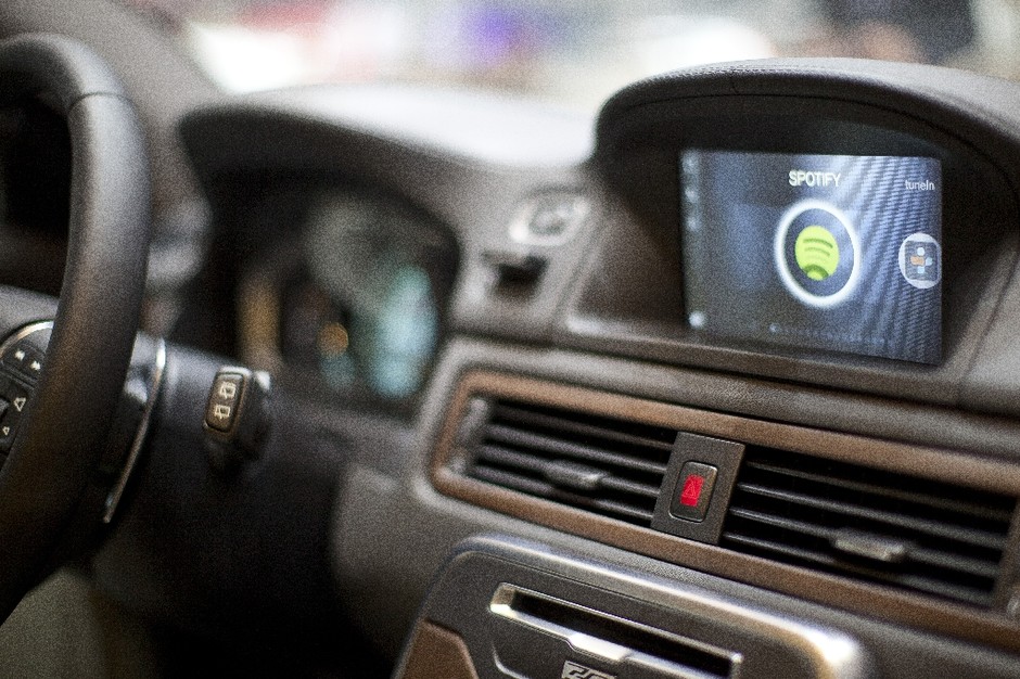 Muzyka z internetu w Volvo