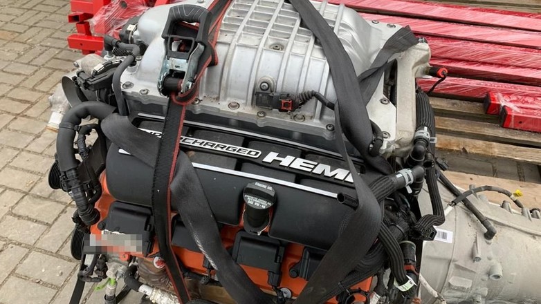 Policjanci z Lublina odzyskali części samochodowe pochodzące z drogich modeli aut