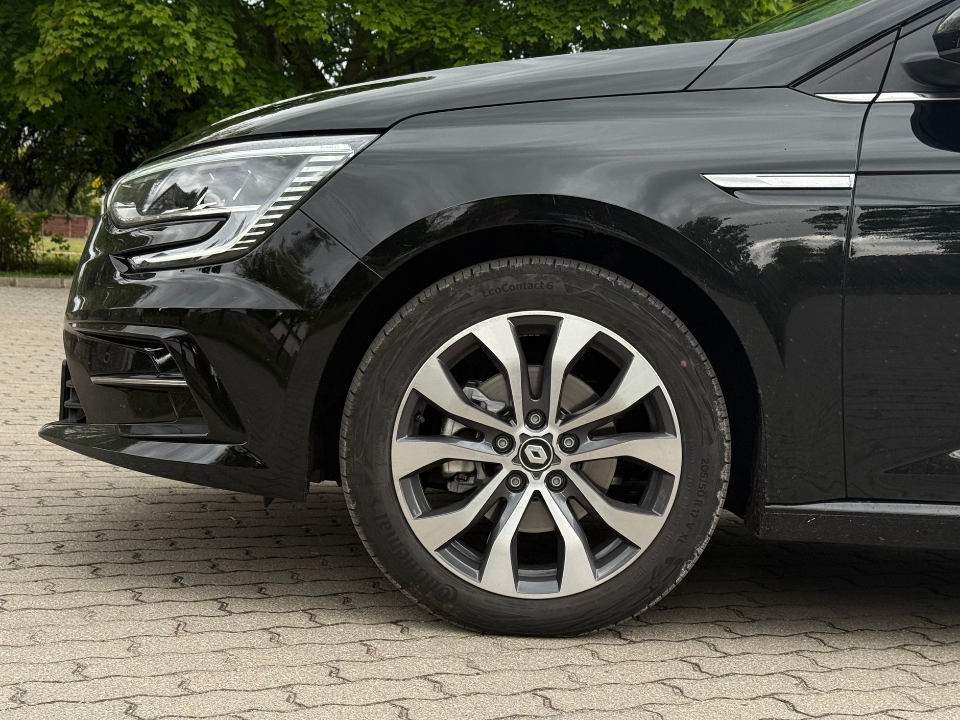 Renault Megane Grand Coupe Blue dCi 115 EDC