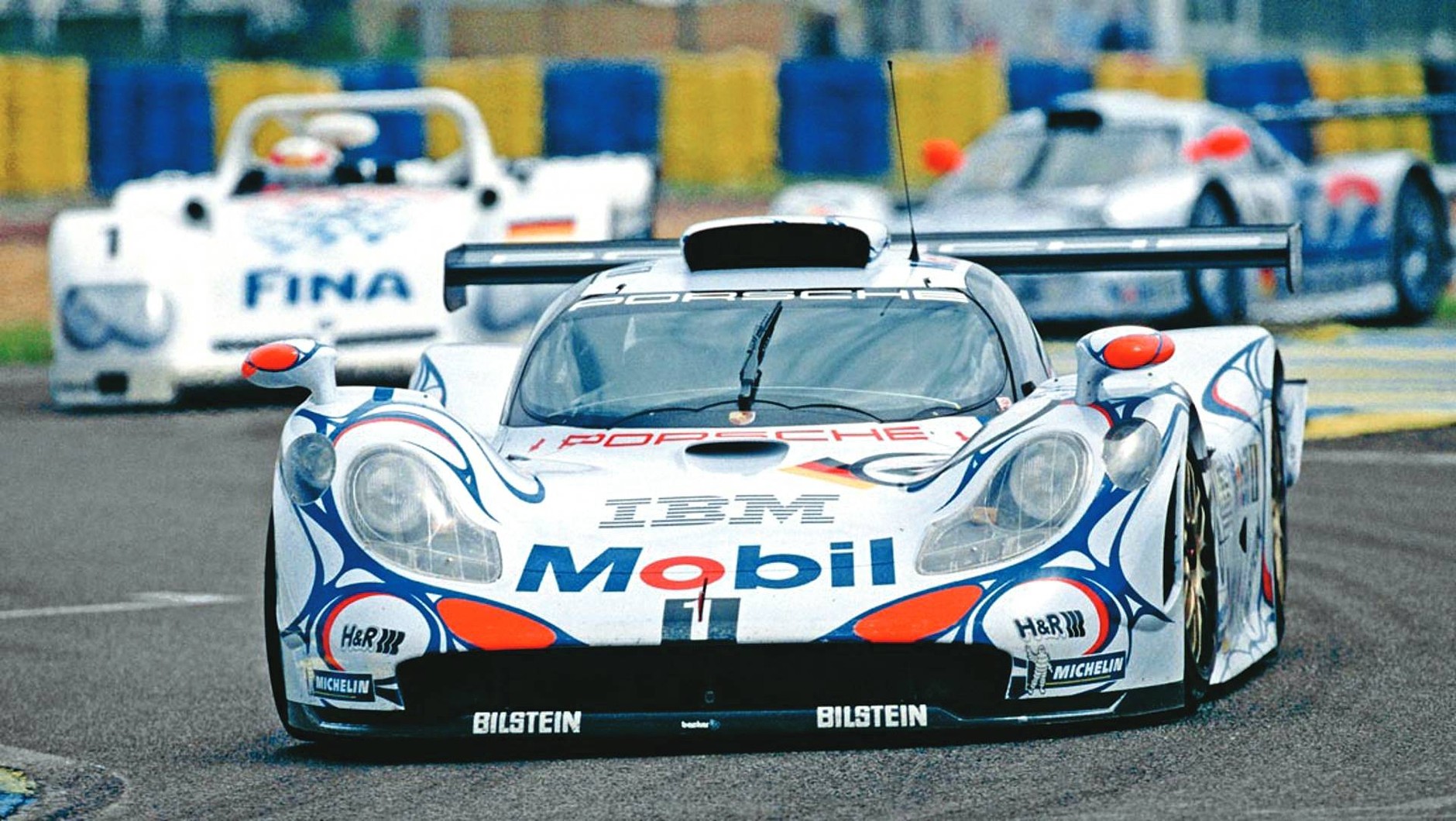 Porsche 911 GT1 w wersji wyścigowej
