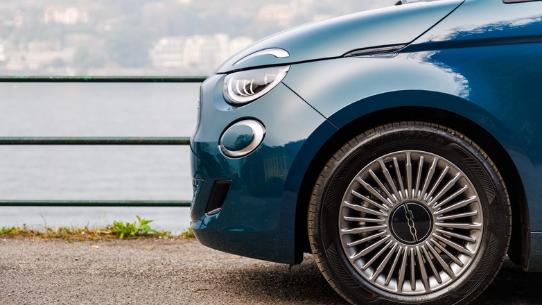 2026 Fiat 500 Hybrid