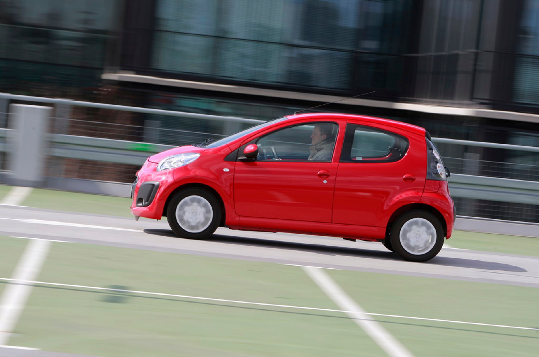 Citroen C1: czy pokona rywali