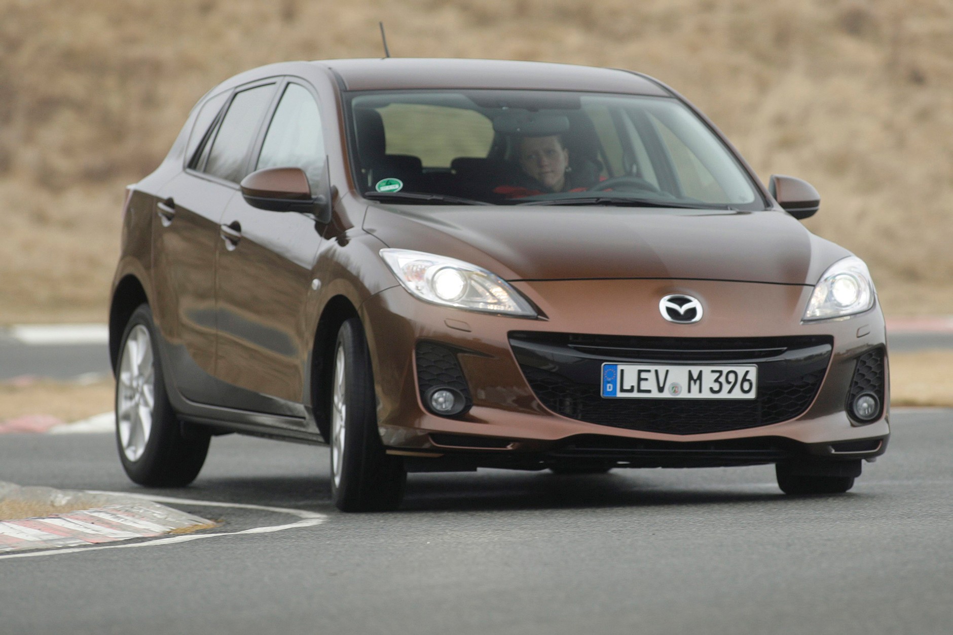 6 - Mazda 3 (II)