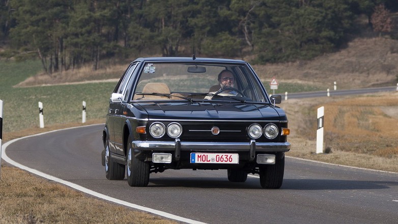 Tatra T613 - Limuzyna towarzyszy z Czechosłowacji