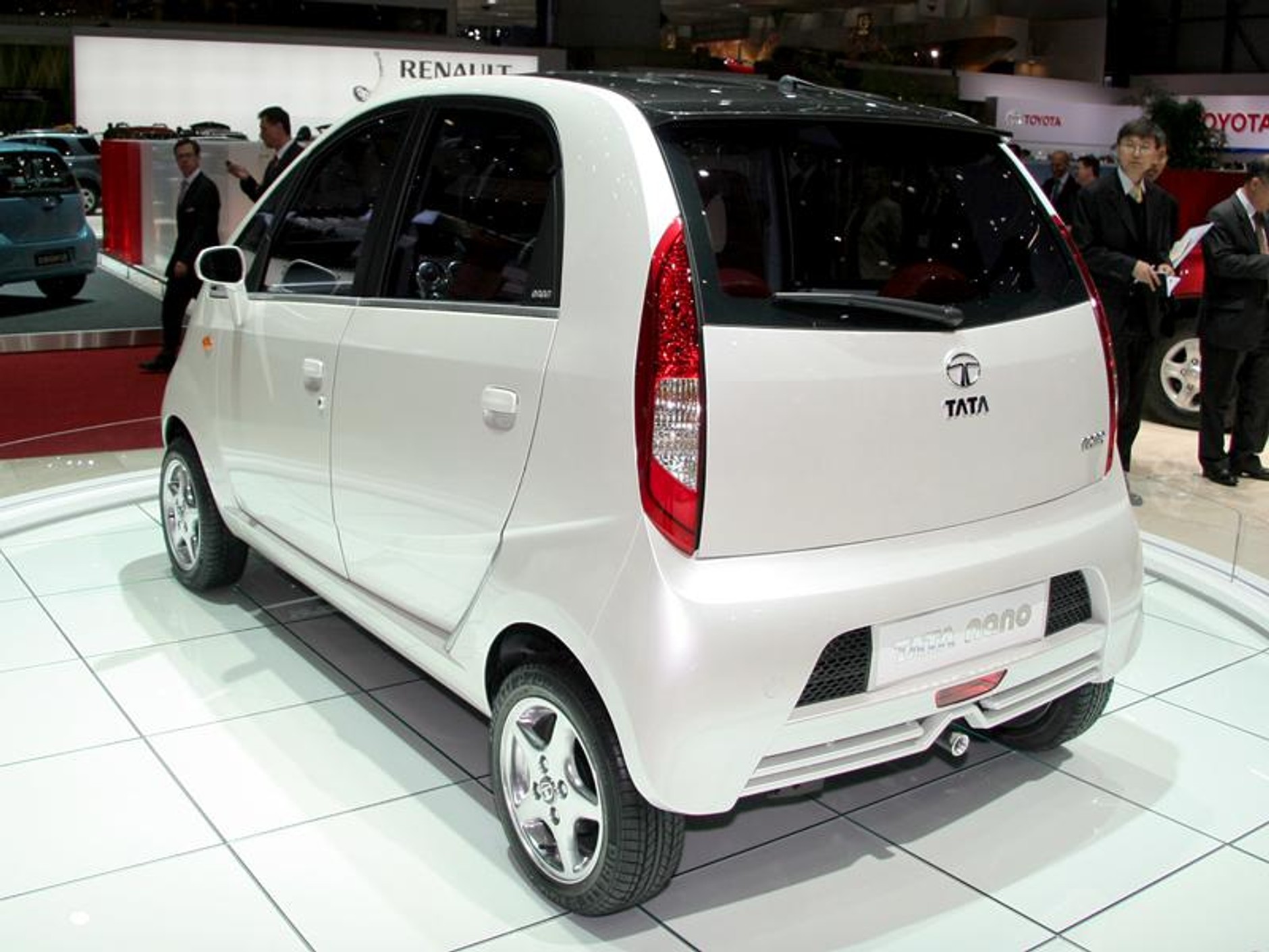 Tata zatrzymał budowę fabryki Nano!