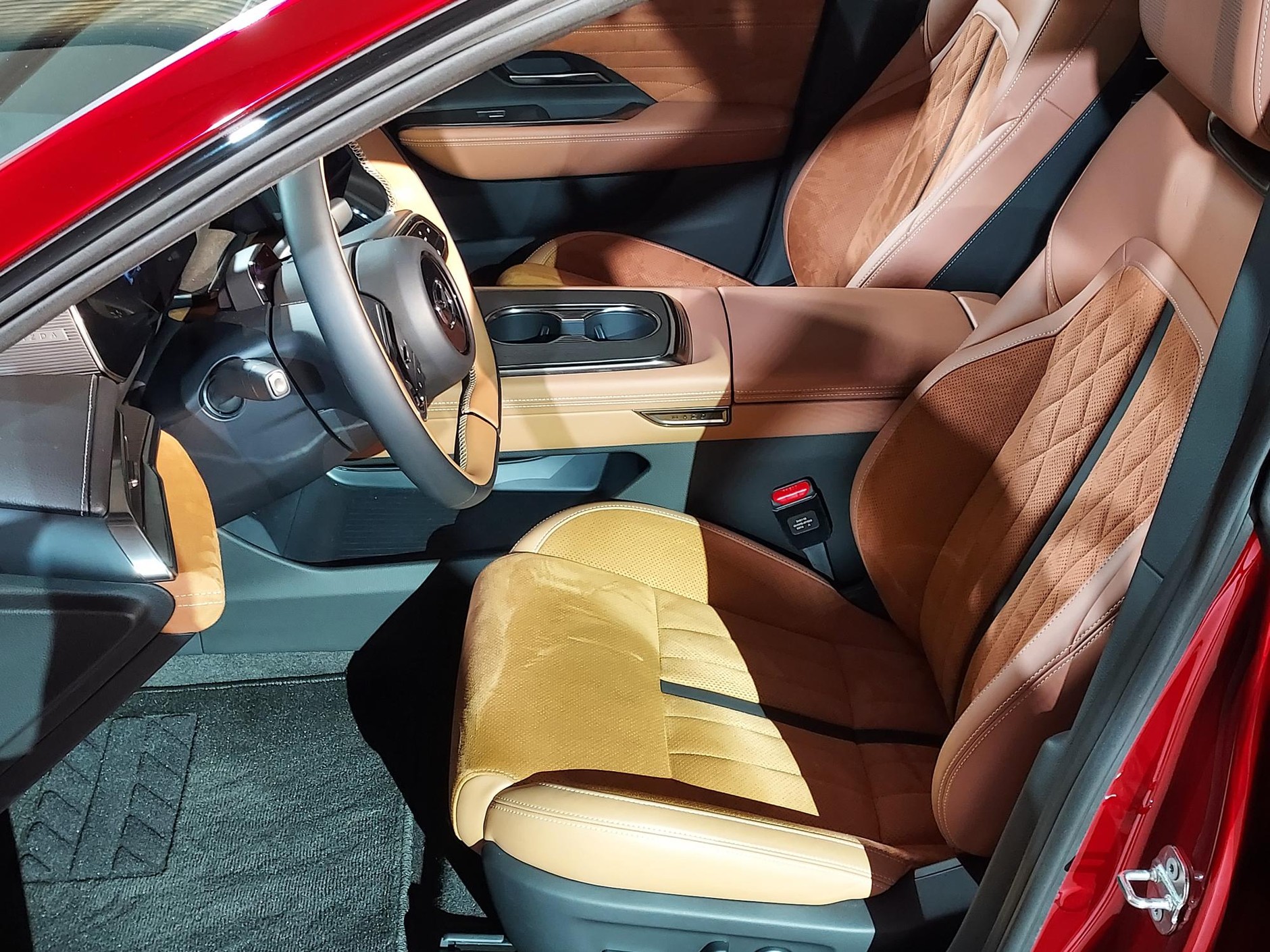 Mazda 6e