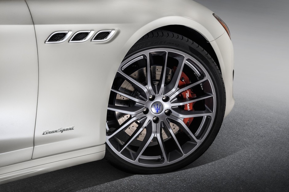 Maserati Quattroporte po liftingu