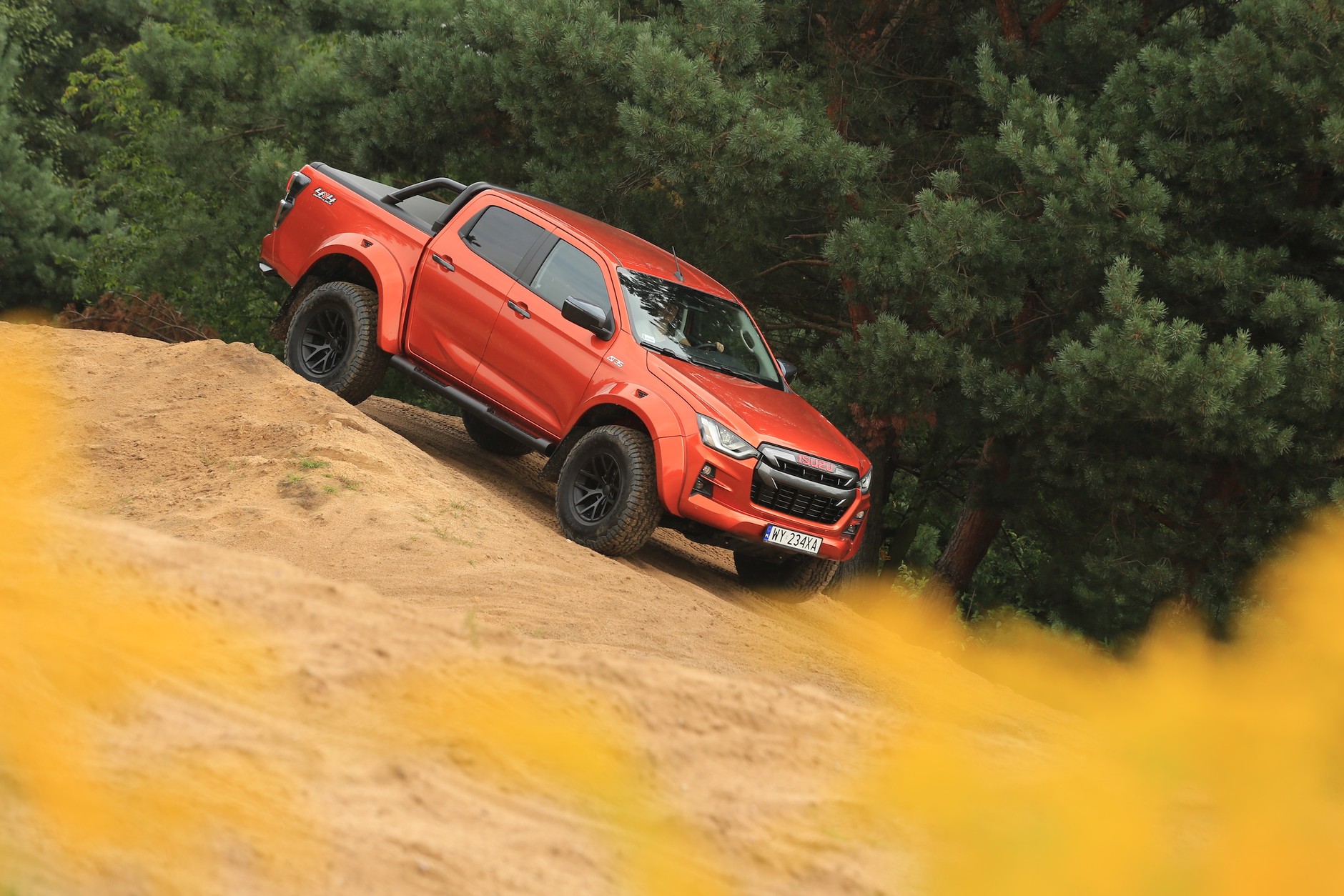 Isuzu D-Max Arctic Truck AT 35 (2022 r., 3. generacja)
