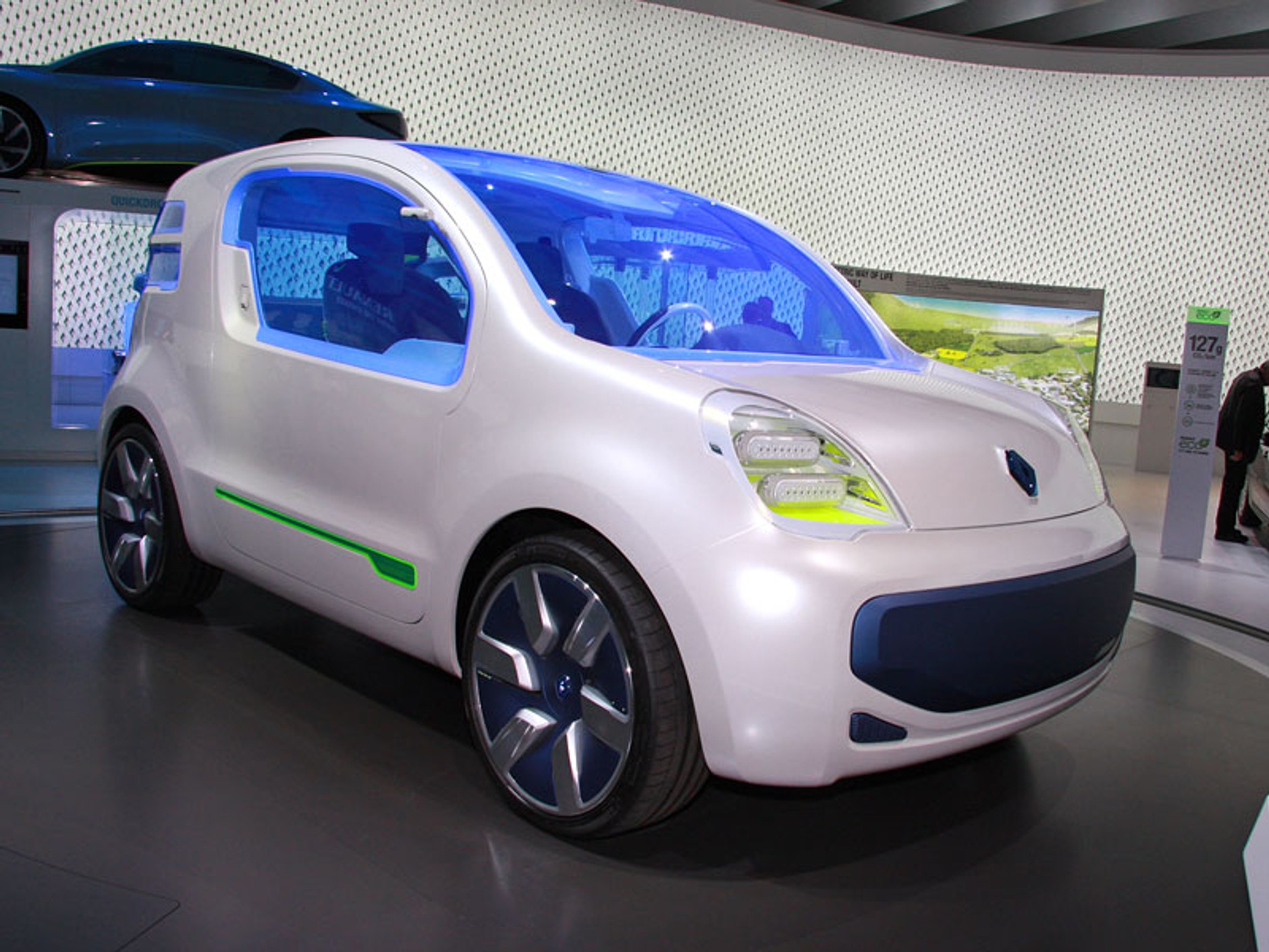 Renault Kangoo Z.E.: Další klokan na baterky