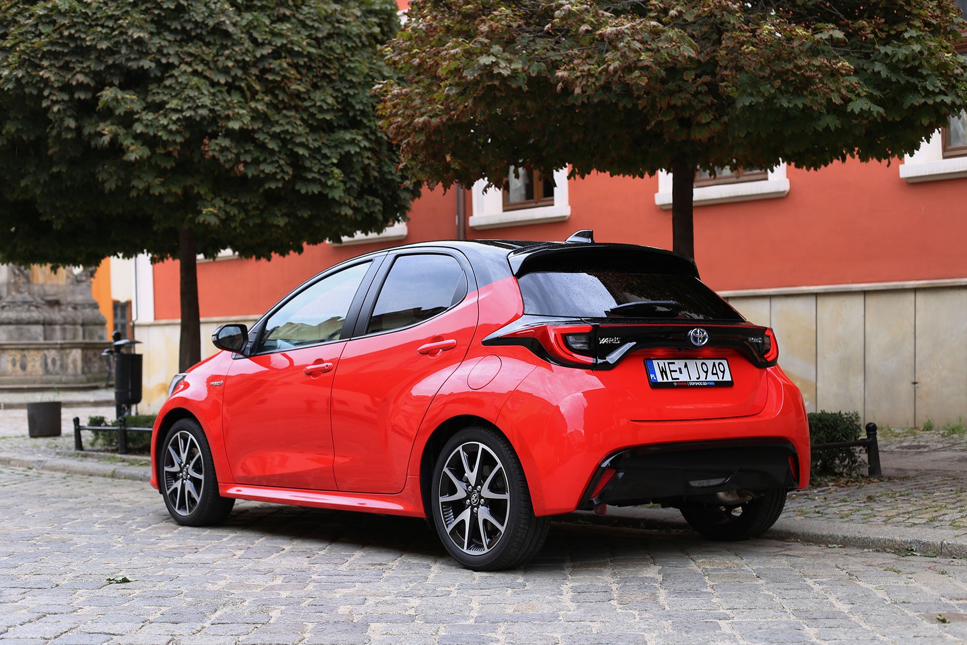 Nowa Toyota Yaris - ta hybryda ma naprawdę sens