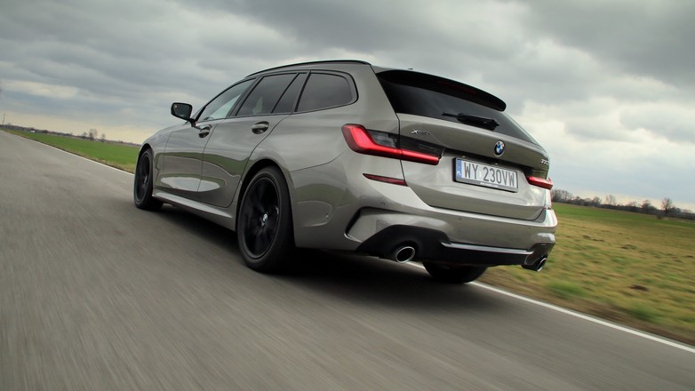 BMW 330i xDrive Touring