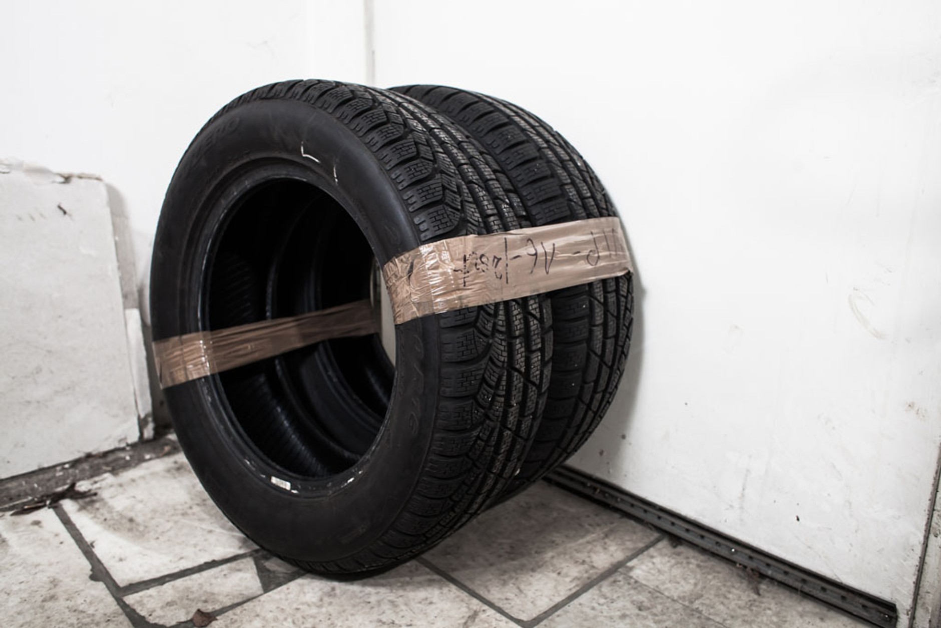 Jak dbać o opony, jak schować zimówki