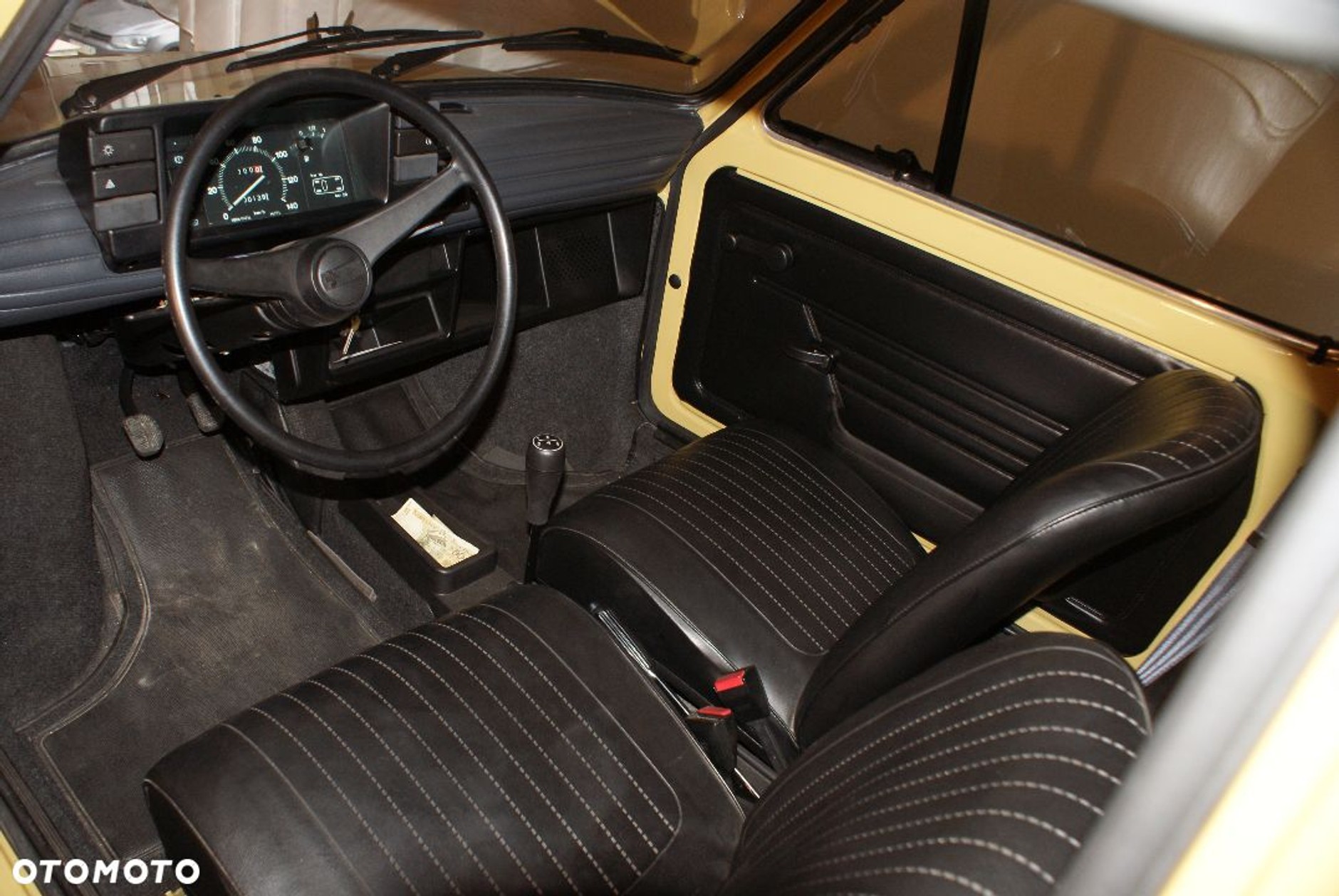 Fiat 126p z niewielkim przebiegiem