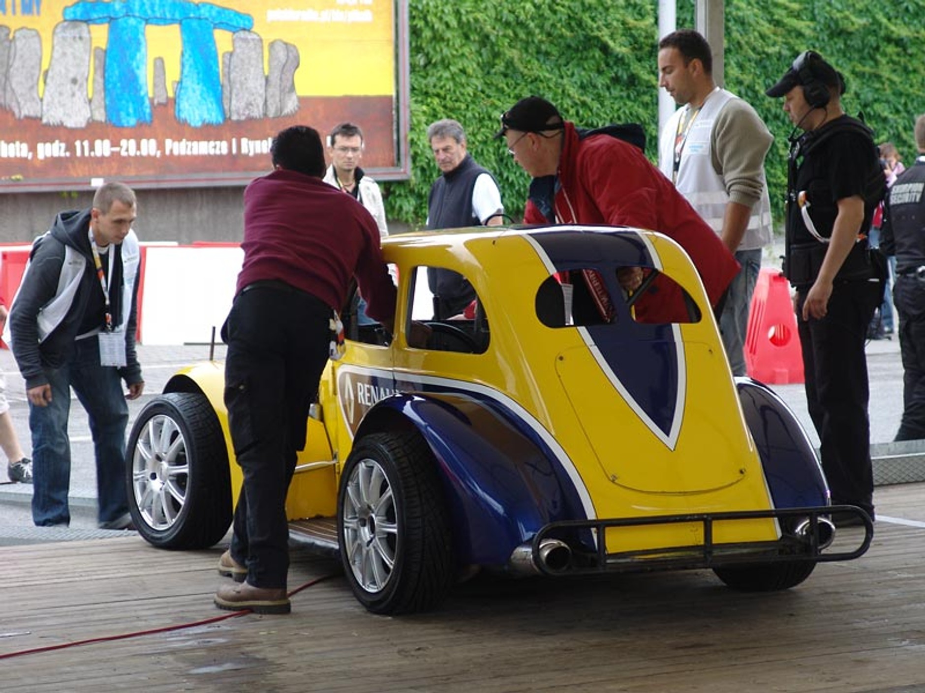 Renault: święto Formuły 1 w Warszawie (fotogaleria)