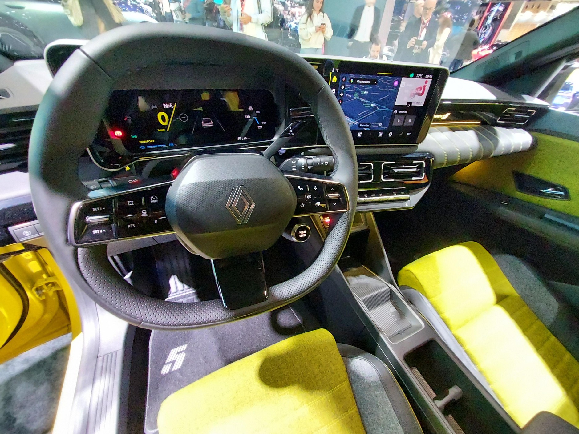 Salon samochodowy w Paryżu 2024