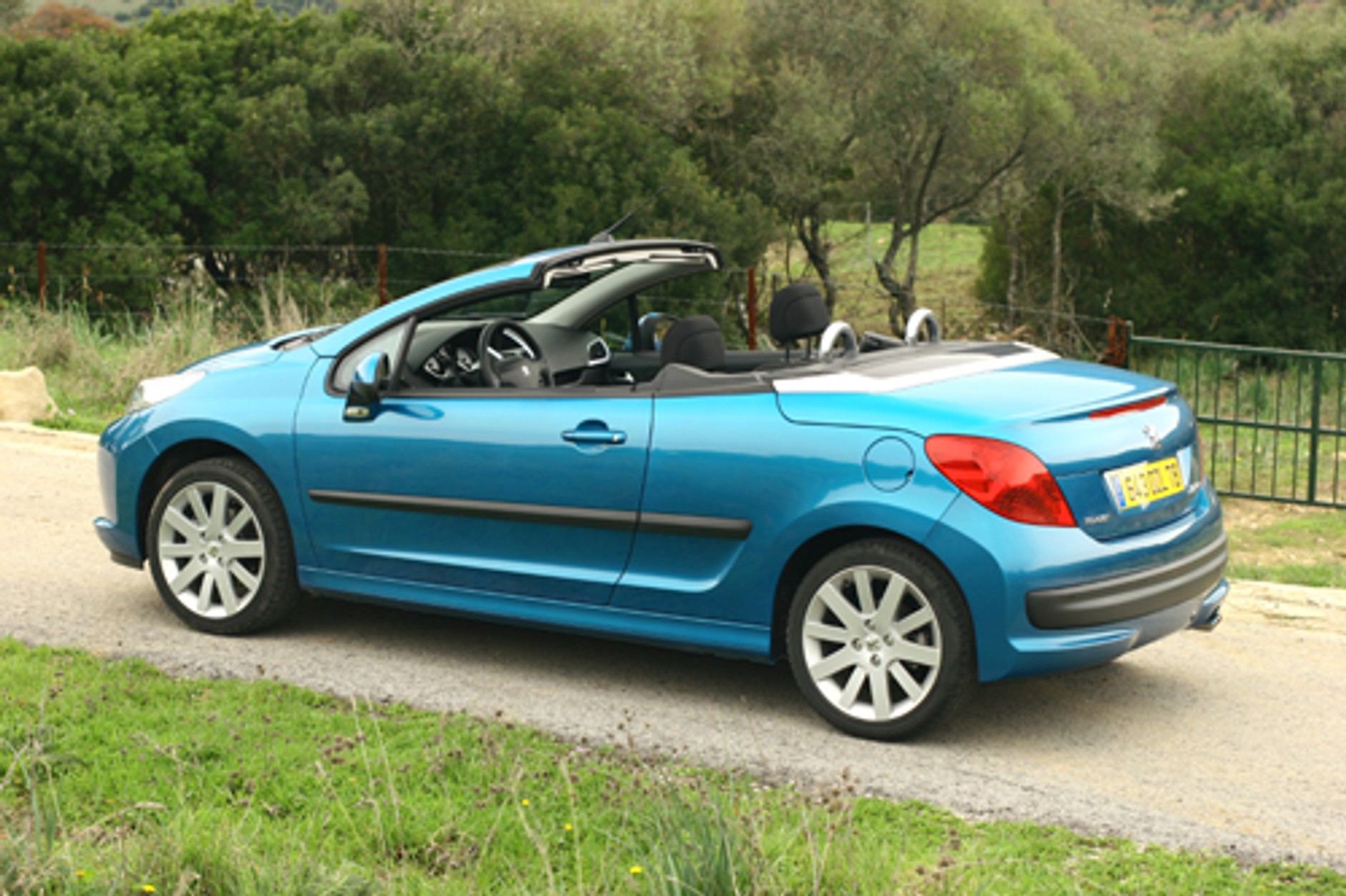 Peugeot 207 CC - Doskonały na podryw