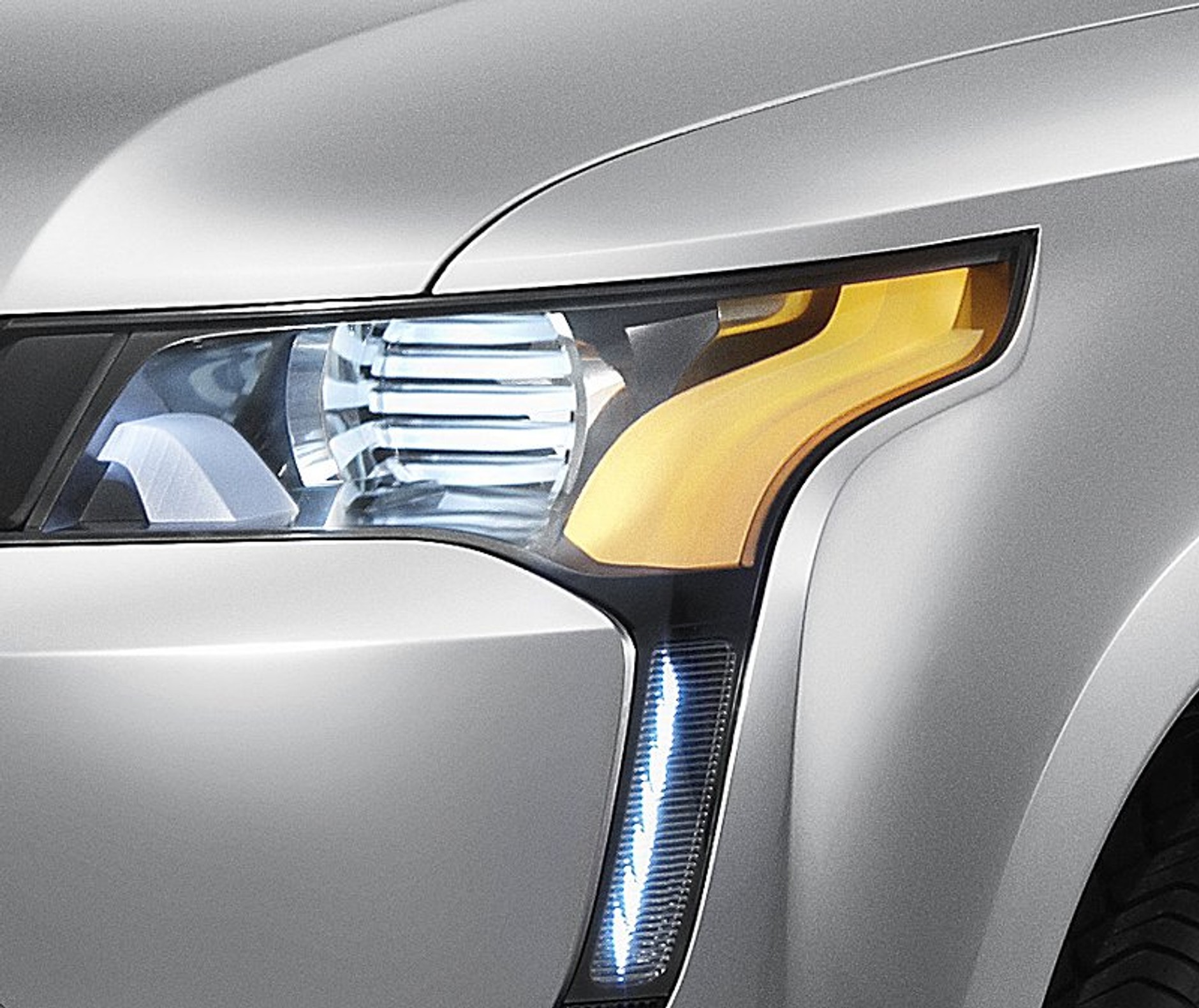 Tokio 2009: Mitsubishi PX-MiEV - hybrydowy crossover (fotogaleria)