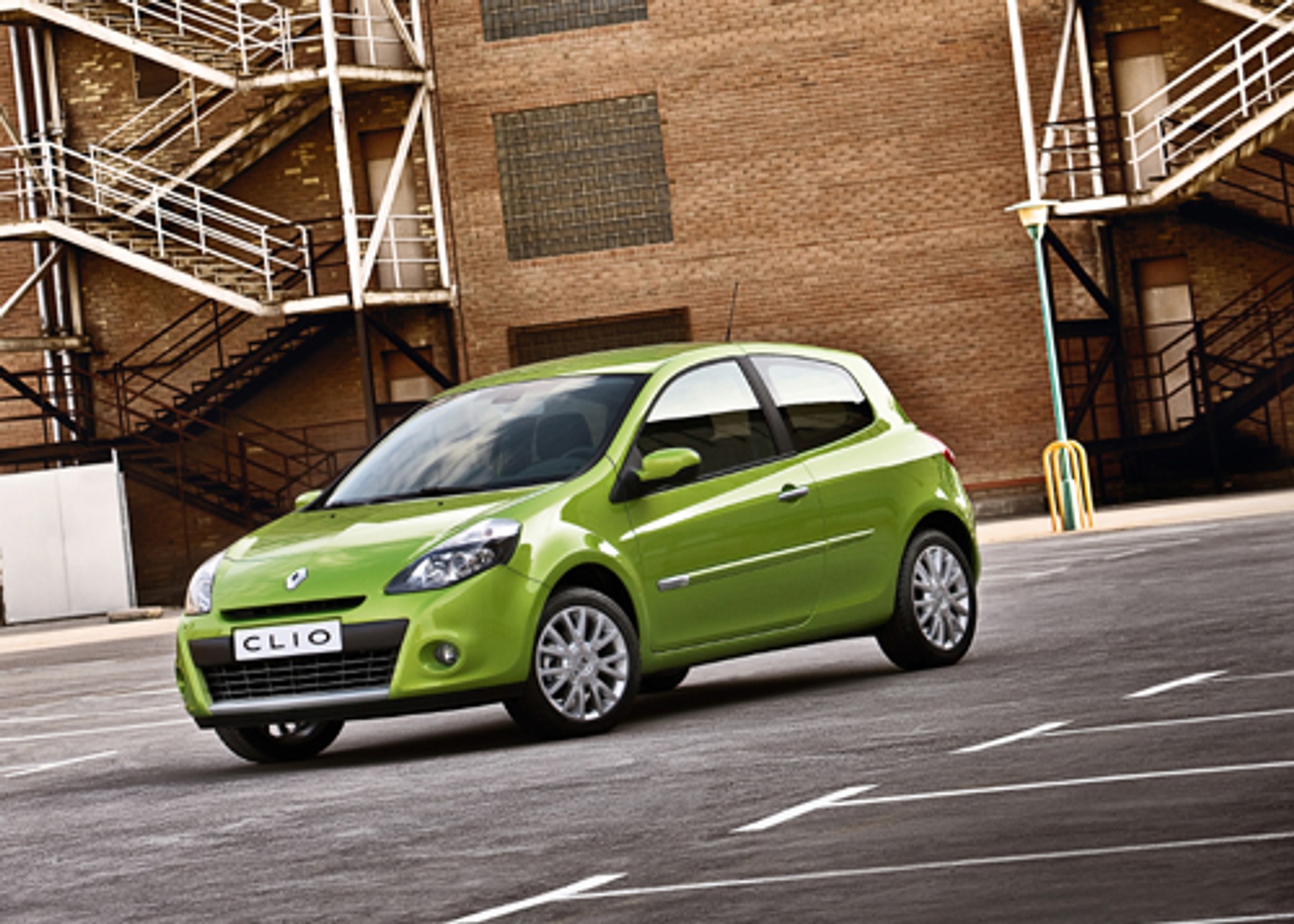 Renault subtelnie upiększyło Clio - Pierwsza jazda