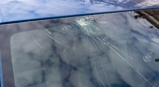 Pan Piotr skorzystał z dodatkowego ubezpieczenia, zapłaci więcej za autocasco