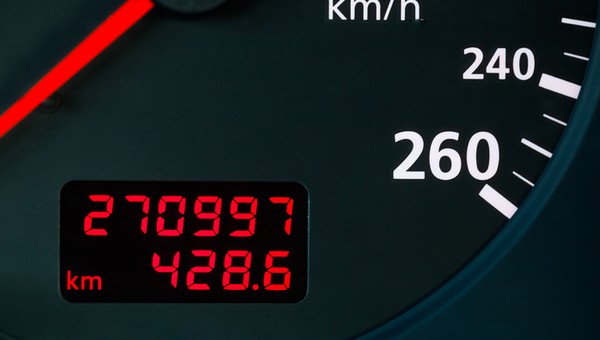 Licznik przebiegu (zdjęcie ilustracyjne)