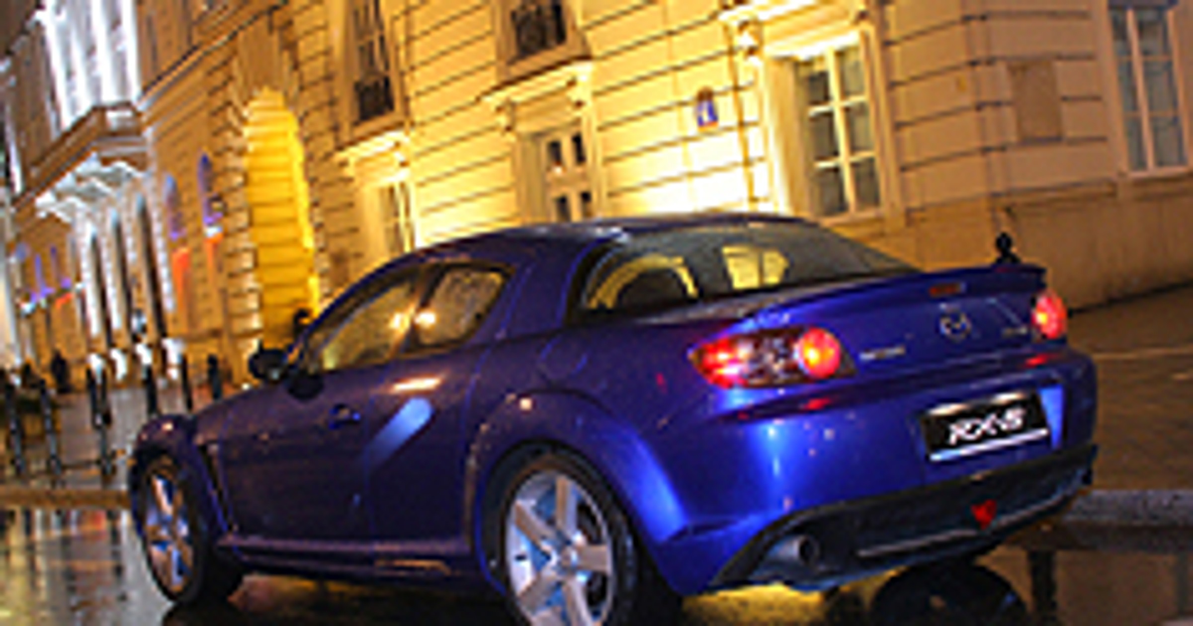 Mazda RX-8 Revolution - Wysokoobrotowy sportowiec